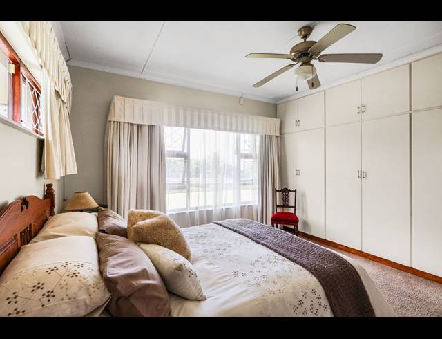 3 BEDROOM HOUSE FOR SALE IN BEACON BAY